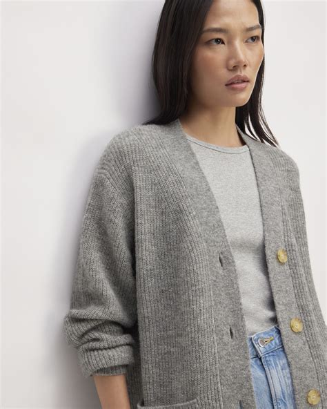 The Oversized Alpaca Pocket Cardigan Heathered Stone .